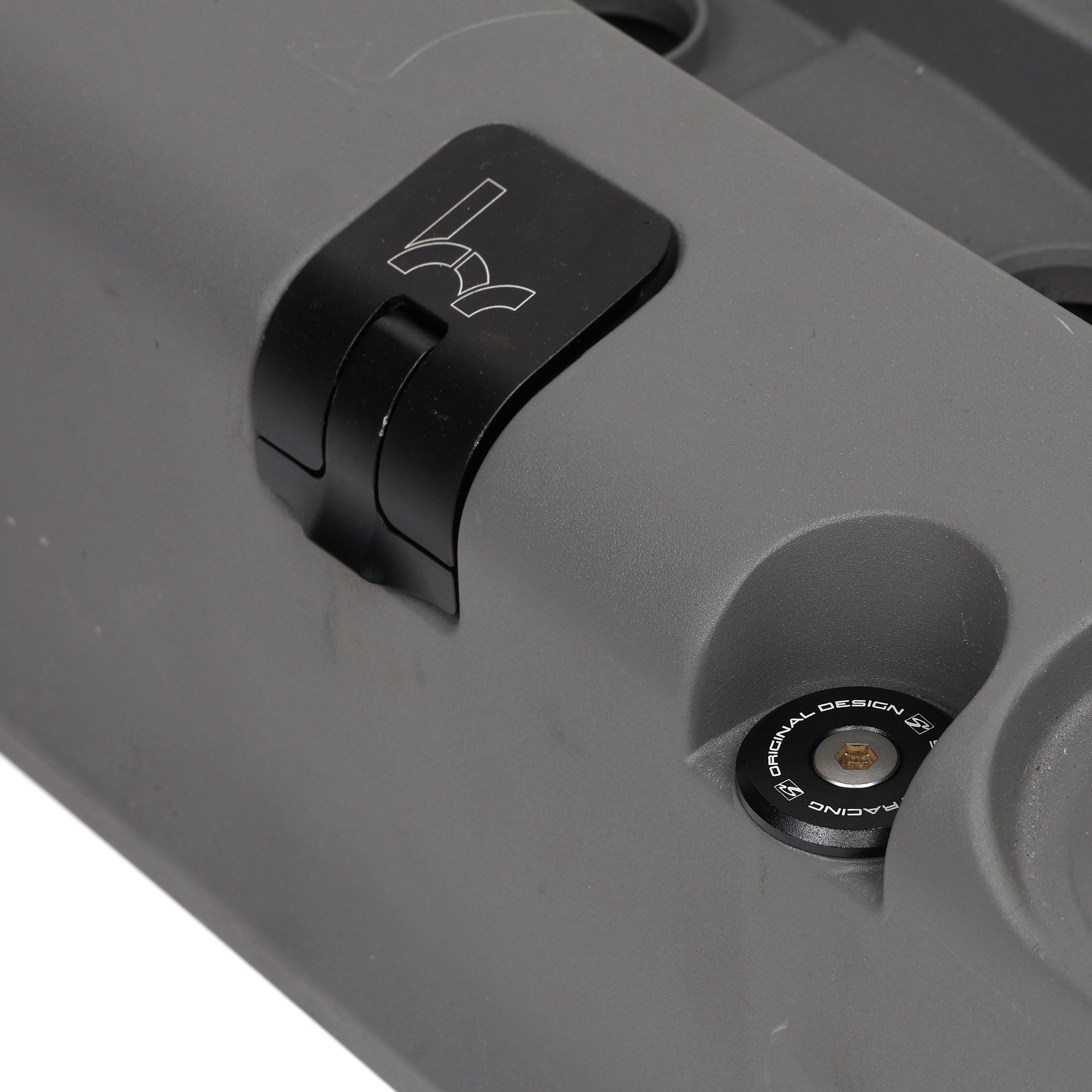 Skunk2 Valve Cover Hardware for Honda K20 & K24 Engines