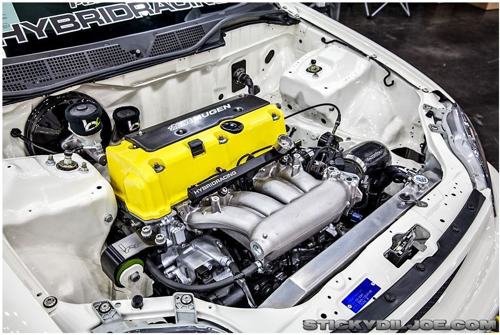 Hybrid Racing Fuel Rail for K Swaps