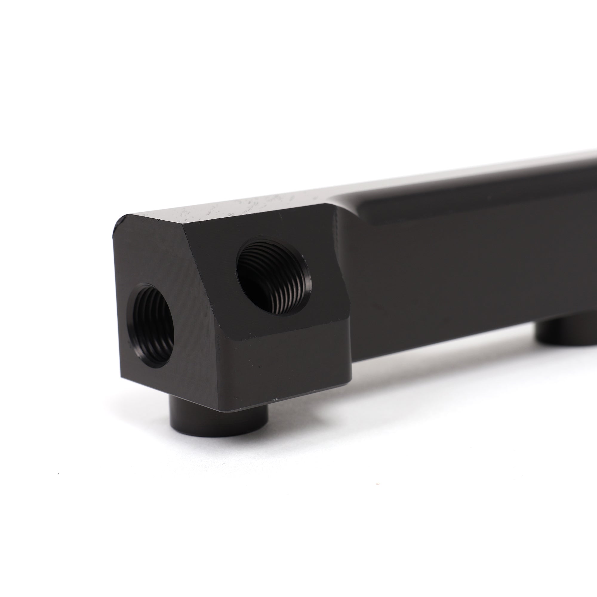 AEM High Volume Fuel Rail for 92-97 Accord/92-01 Prelude