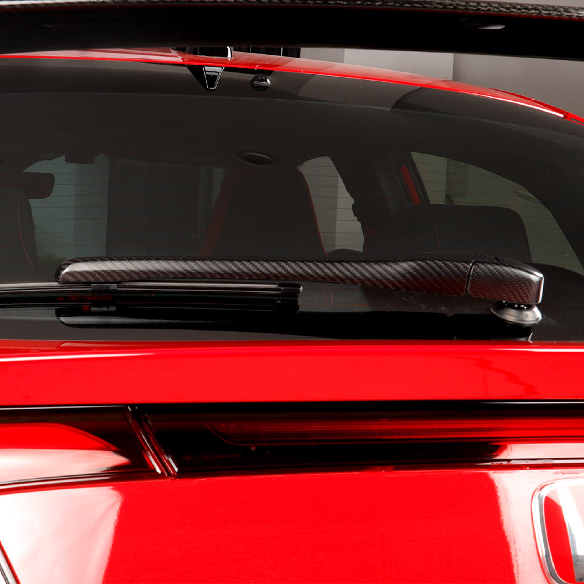 Create Carbon Dry Carbon FL5 Type R Rear Wiper Cover