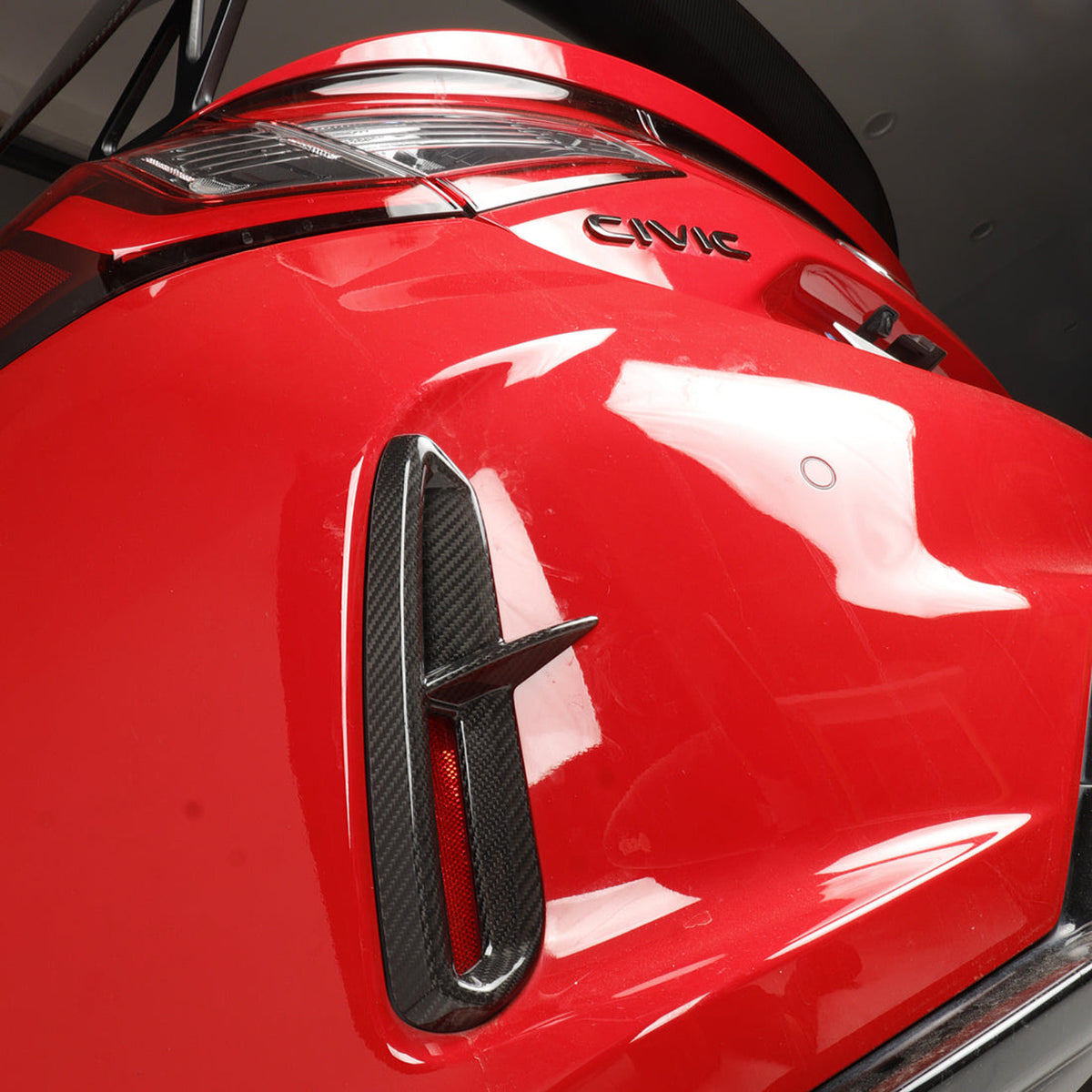 Reflecto Cvr Create Carbon Dry Carbon FL5 Type R Rear Reflector Cover · Hybrid Racing