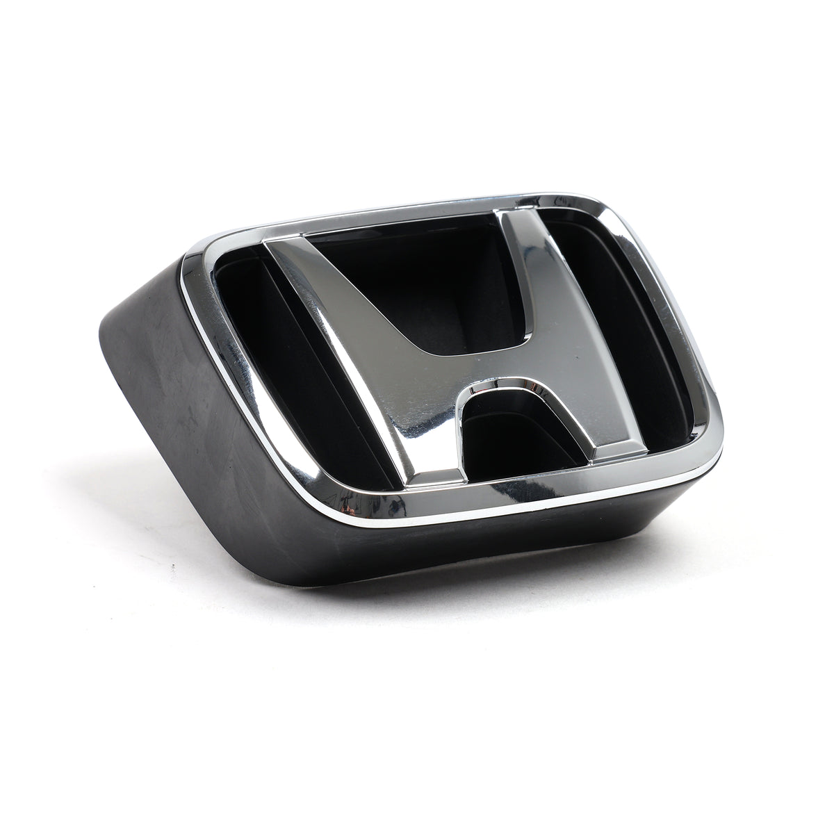 Honda EM1 99-00 Civic Si Front H Mark Emblem 75710-S02-A01
