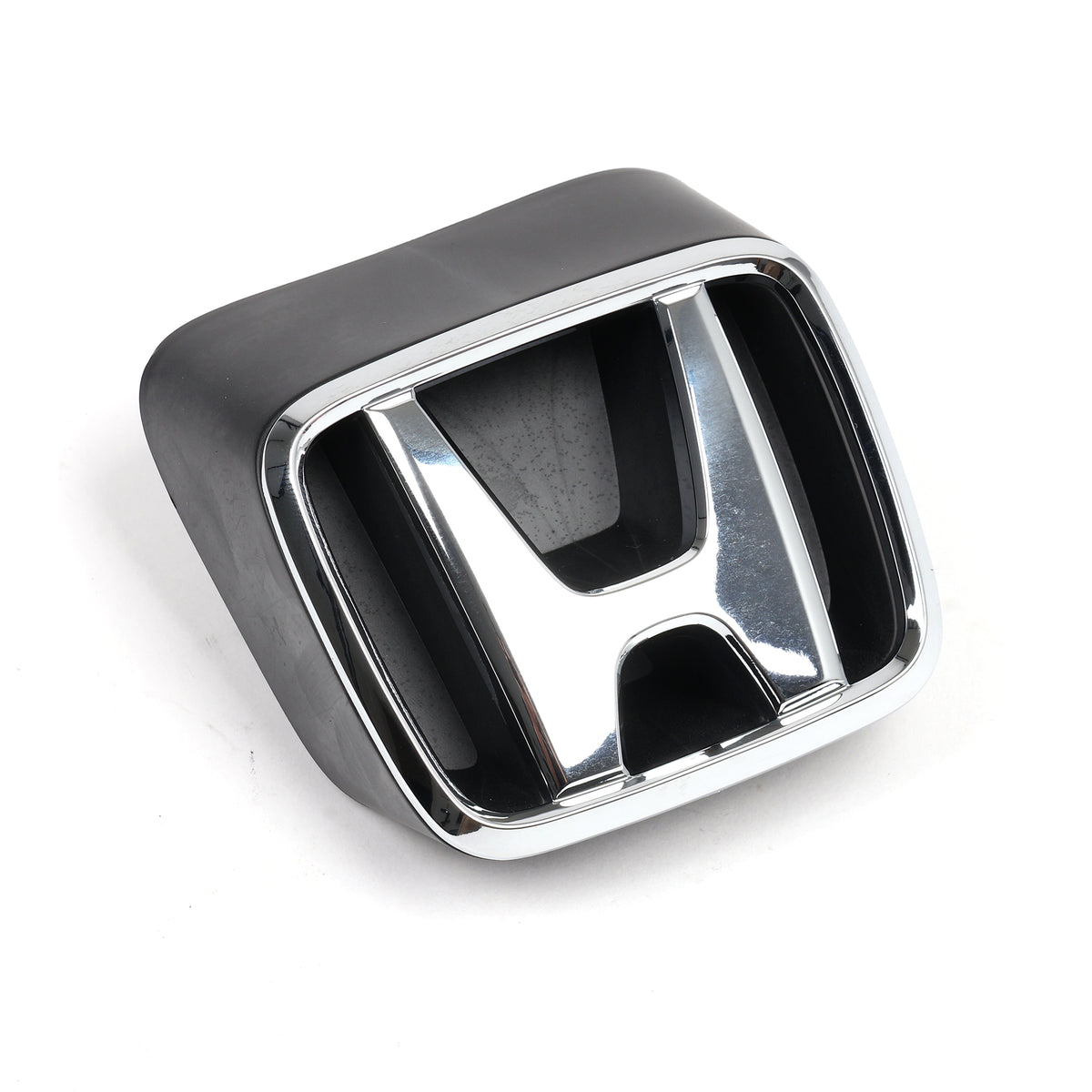 Honda EM1 99-00 Civic Si Front H Mark Emblem 75710-S02-A01
