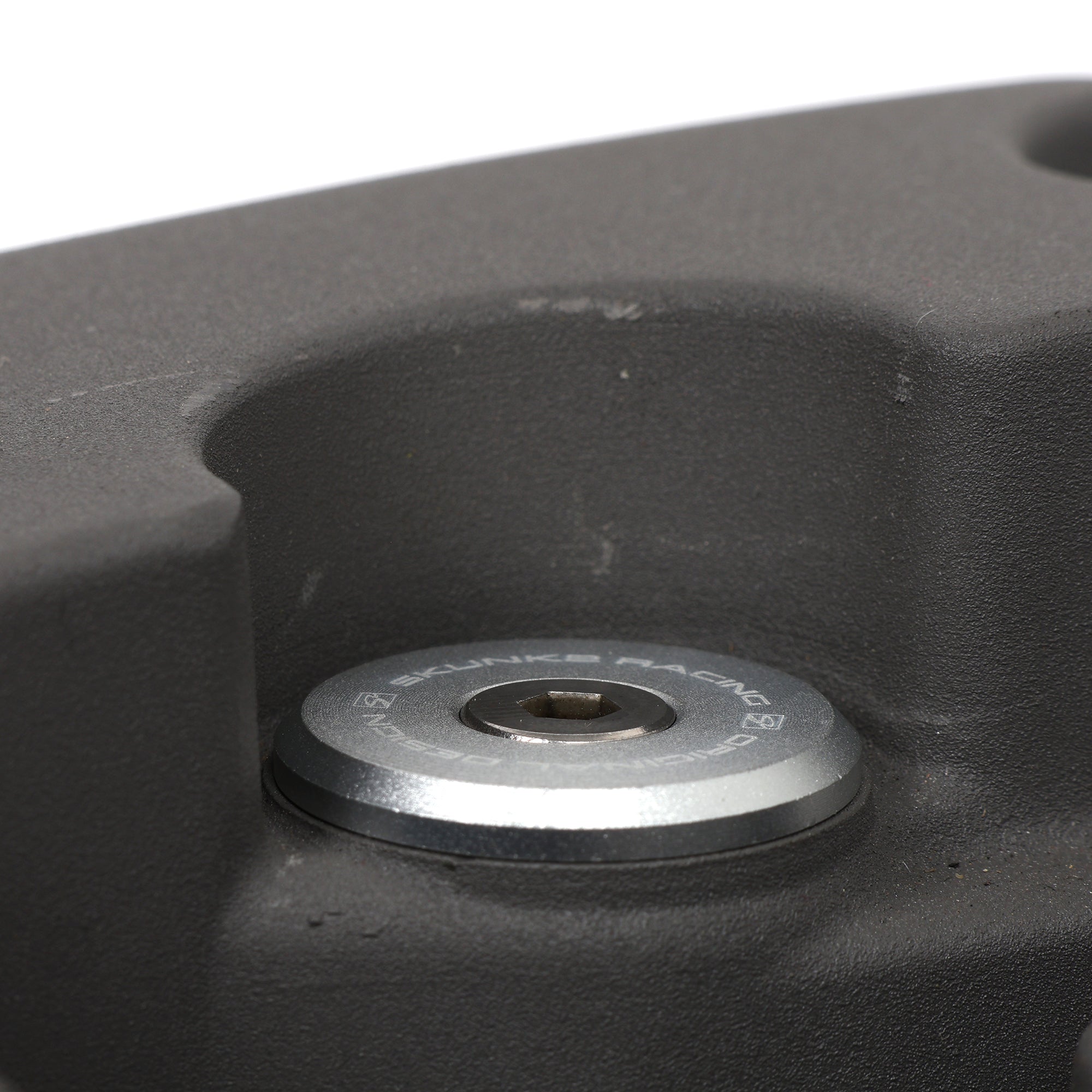 Skunk2 Valve Cover Hardware for Honda K20 & K24 Engines · Hybrid